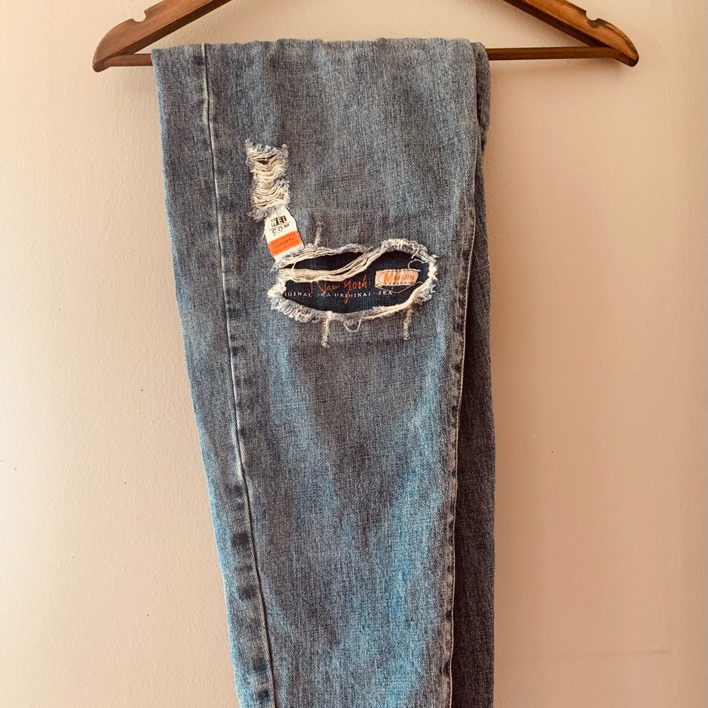 Women's Distressed Blue Skinny Jeans